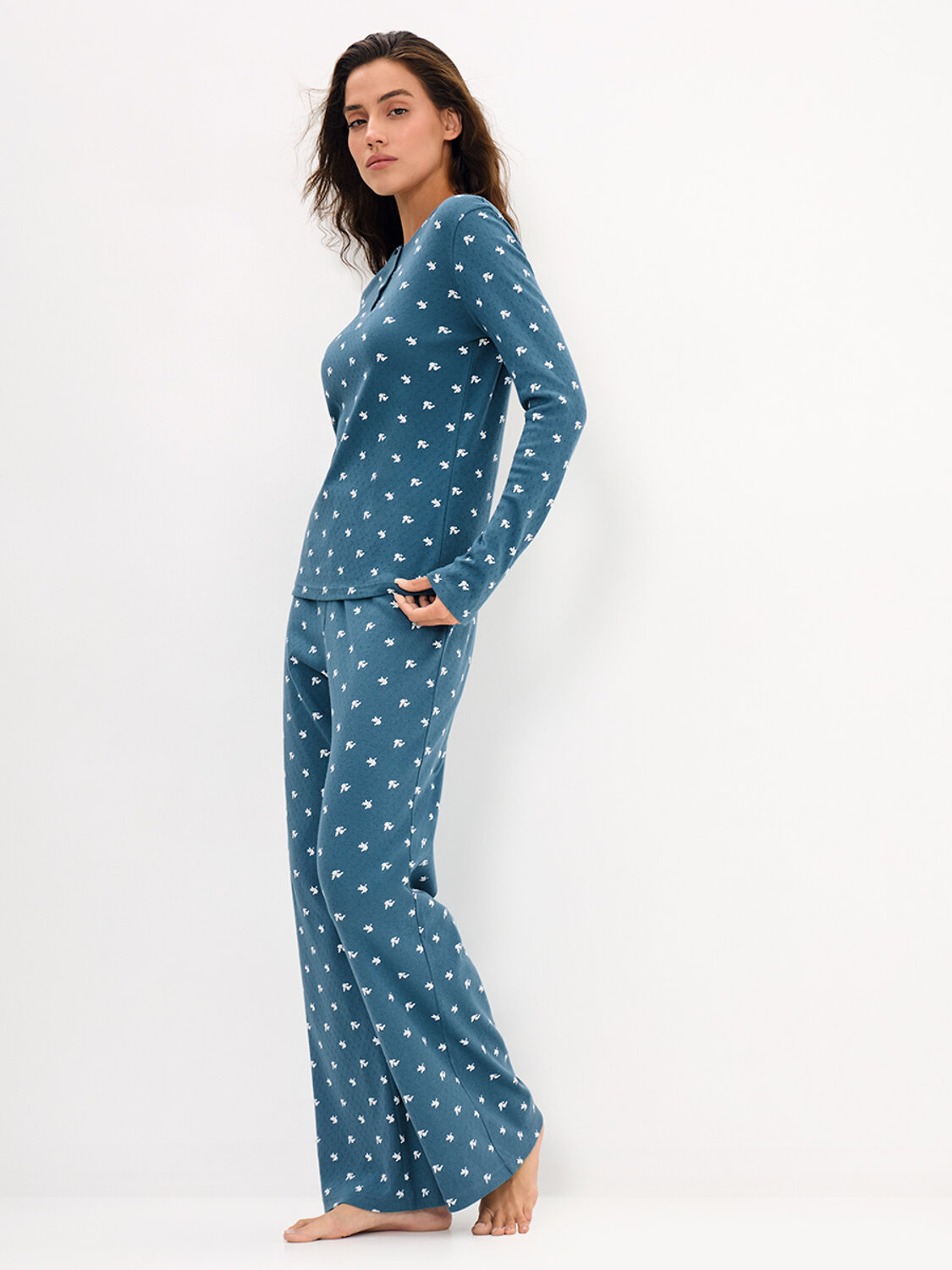 Omsa Пижама 608722 OmD 0244D POINTELLE PRINT AW26 Пижама жен. (Лонгслив+Брюки), СО Navy (Синий)