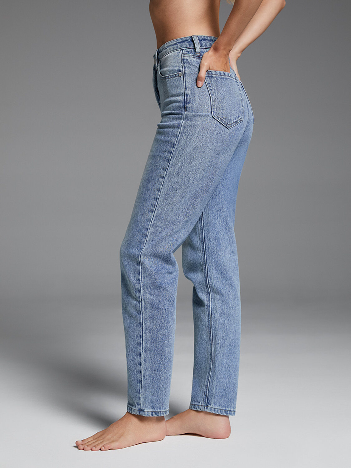 Omsa Джинсы 609317 OmD 1300-1 MOM Jeans Chiaro Wash (Синий)