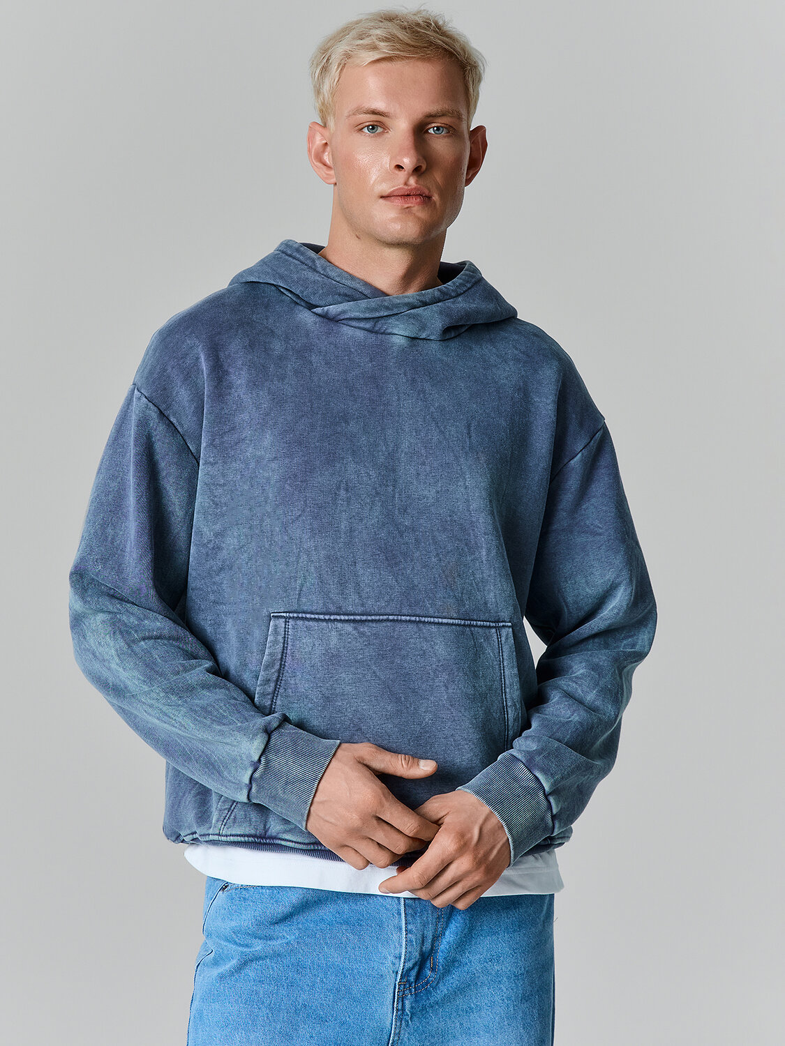 MARK FORMELLE Худи 609567 121803 ACID WASH на грозе