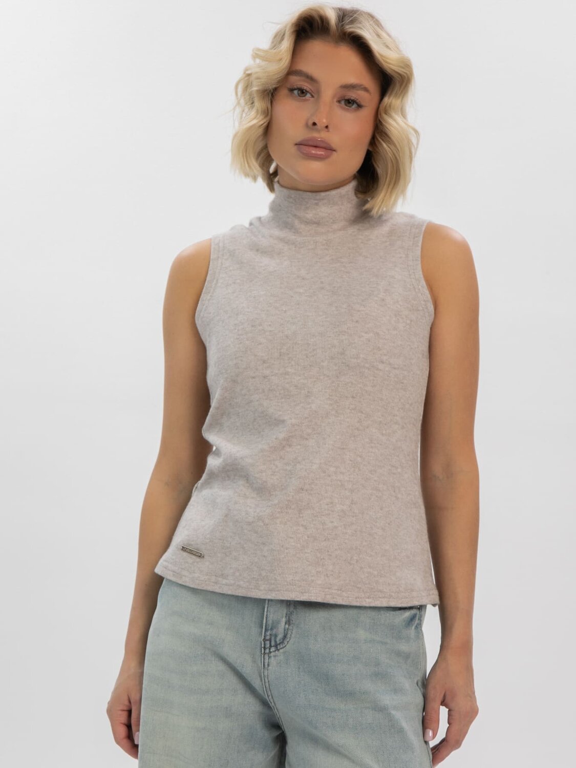LT Collection Топ 610738 Б16409-1М Бежевый