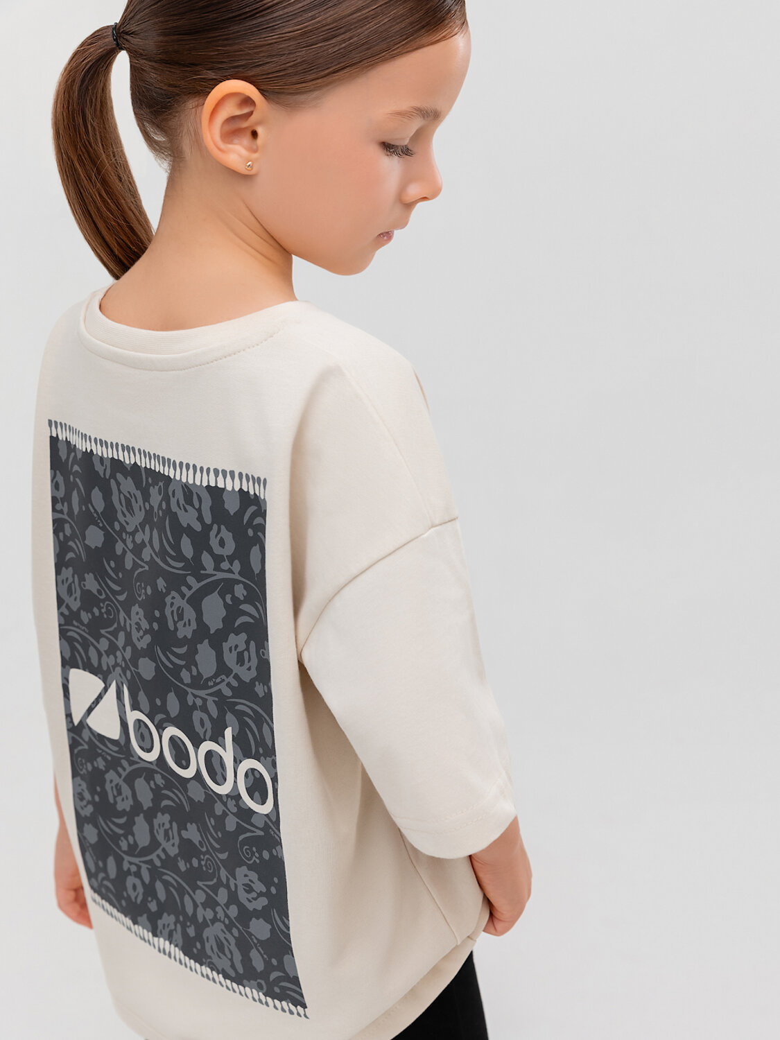 Bodo Футболка 611496 4-460MU экрю (темно-серый)