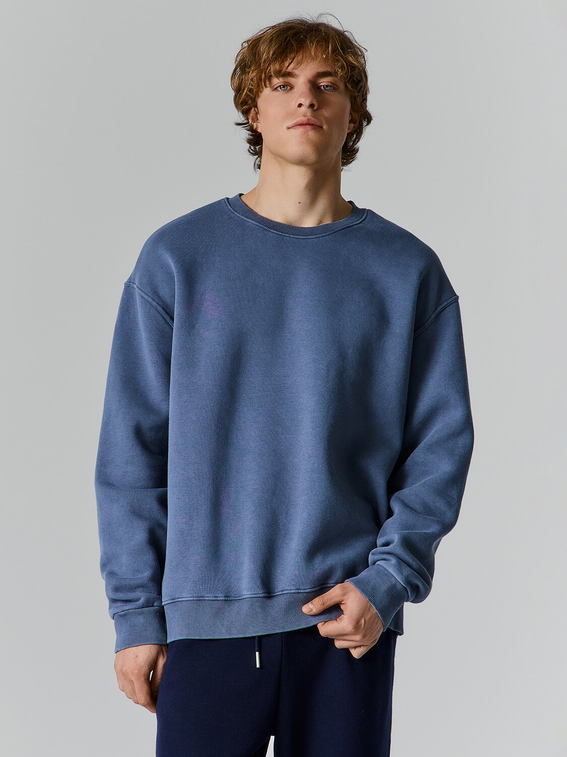 MARK FORMELLE Свитшот 611502 121901 ACID WASH на гризайле