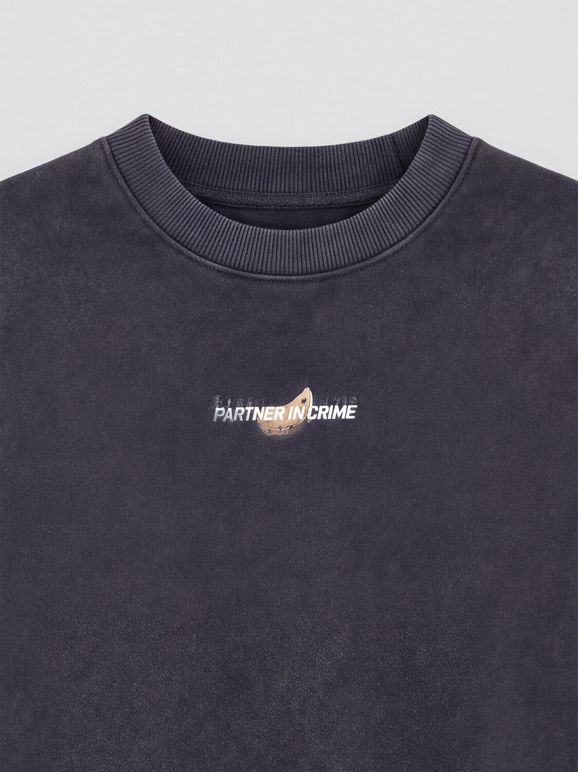 MARK FORMELLE Свитшот 611505 123437/1 ACID WASH графит +печать2