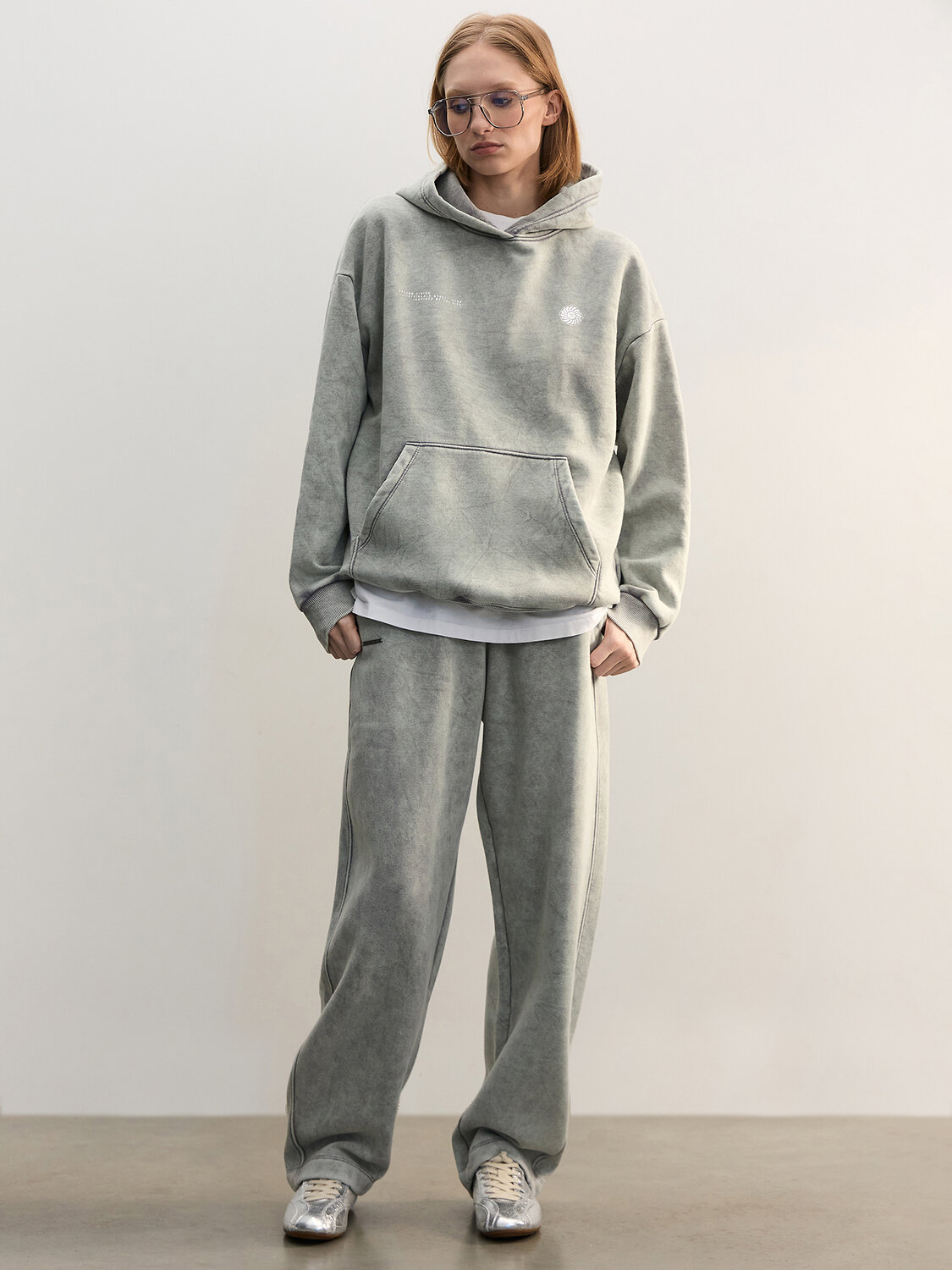 MARK FORMELLE Брюки 612777 182586 ACID WASH серый