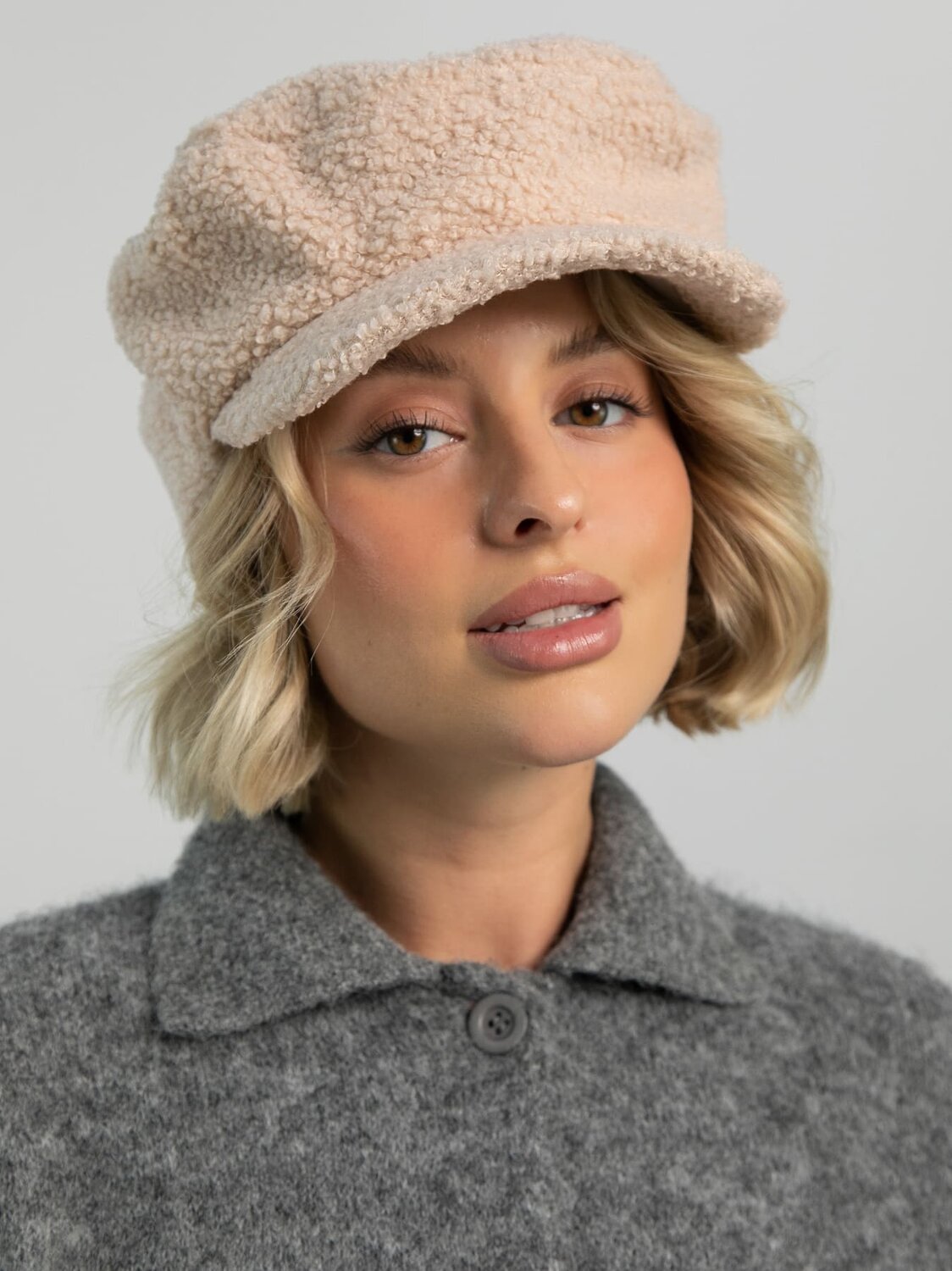 LT Collection Шапка 612904 КЕ08-23М Бежевый