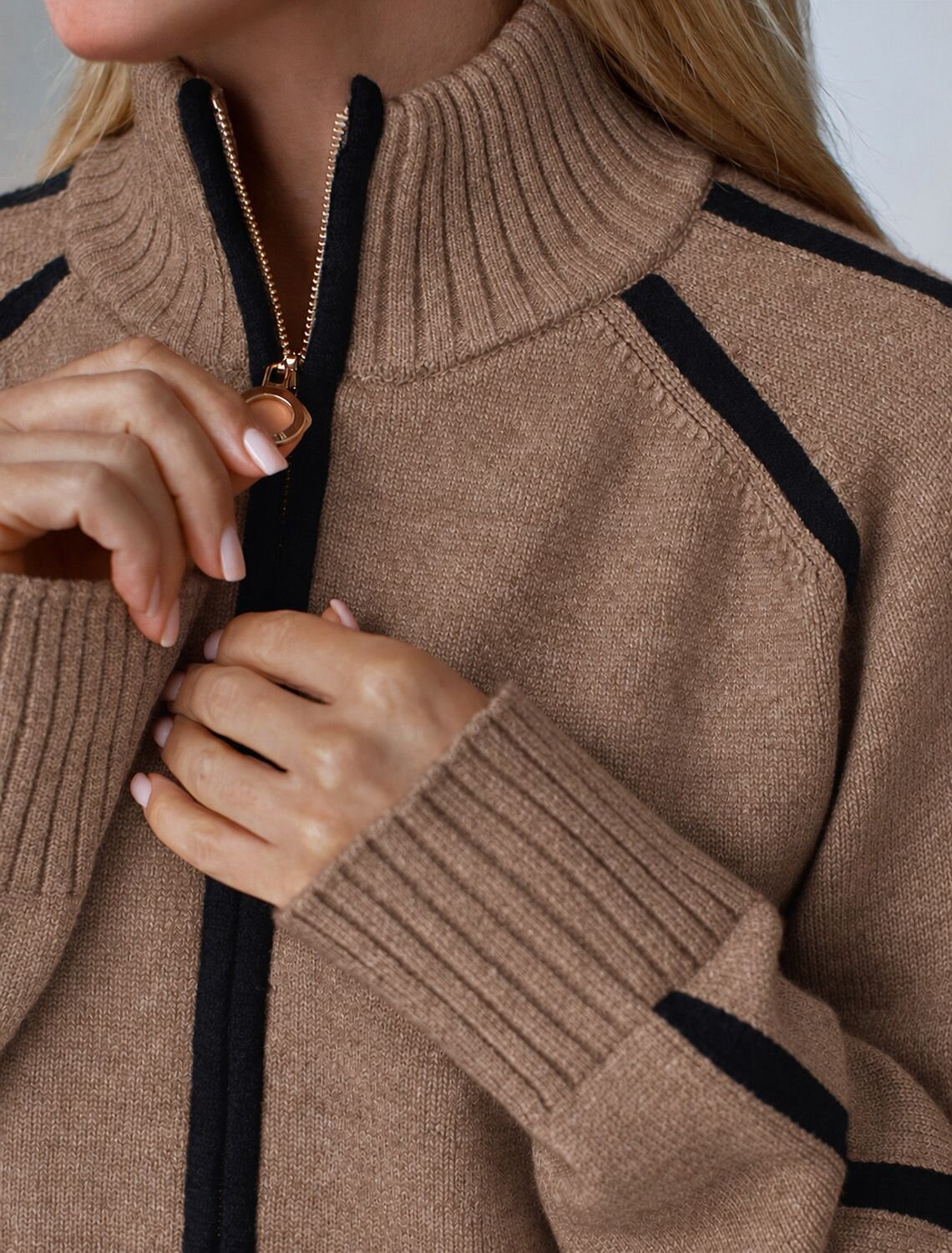 VILATTE Кардиган 613756 D31.158 светло-коричневый меланж