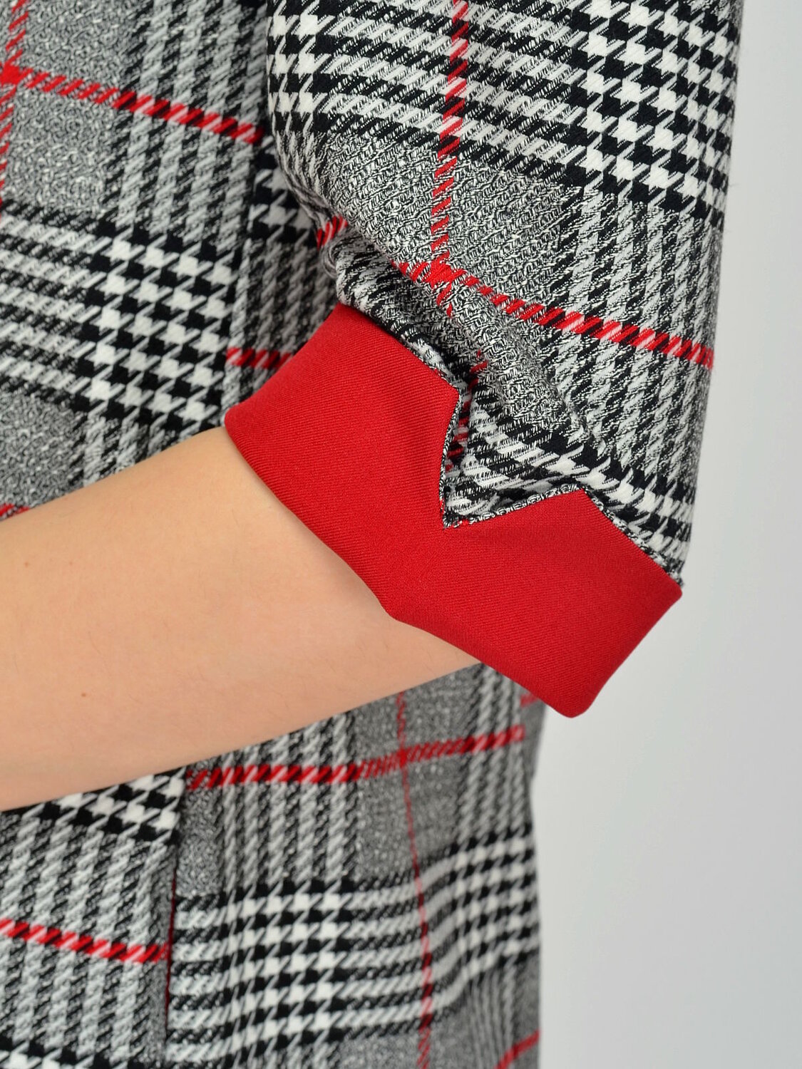 VISERDI Платье 120667 4289-крс 4401130 серый