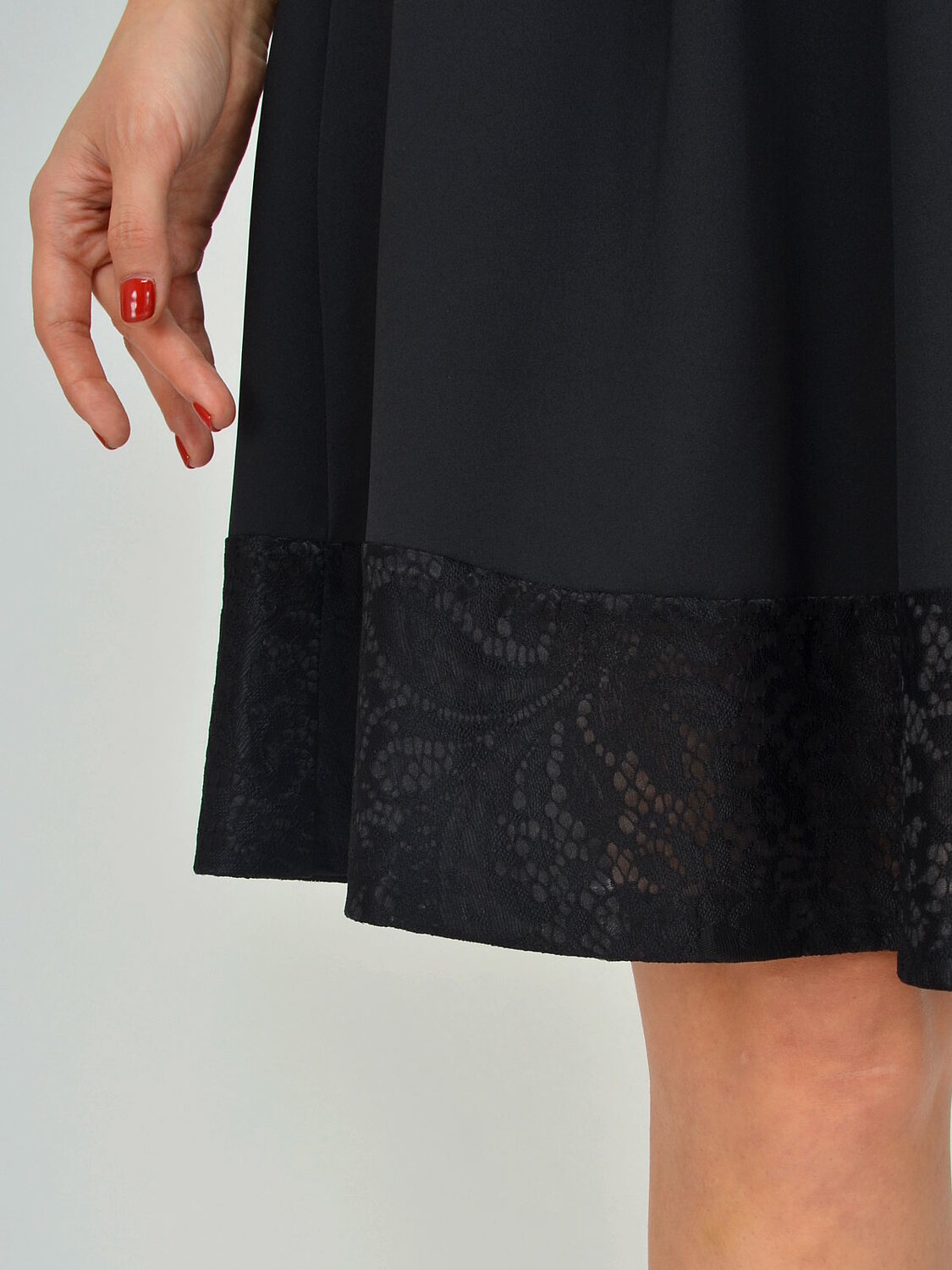 VISERDI Платье 120689 1775-чер 419815 черный