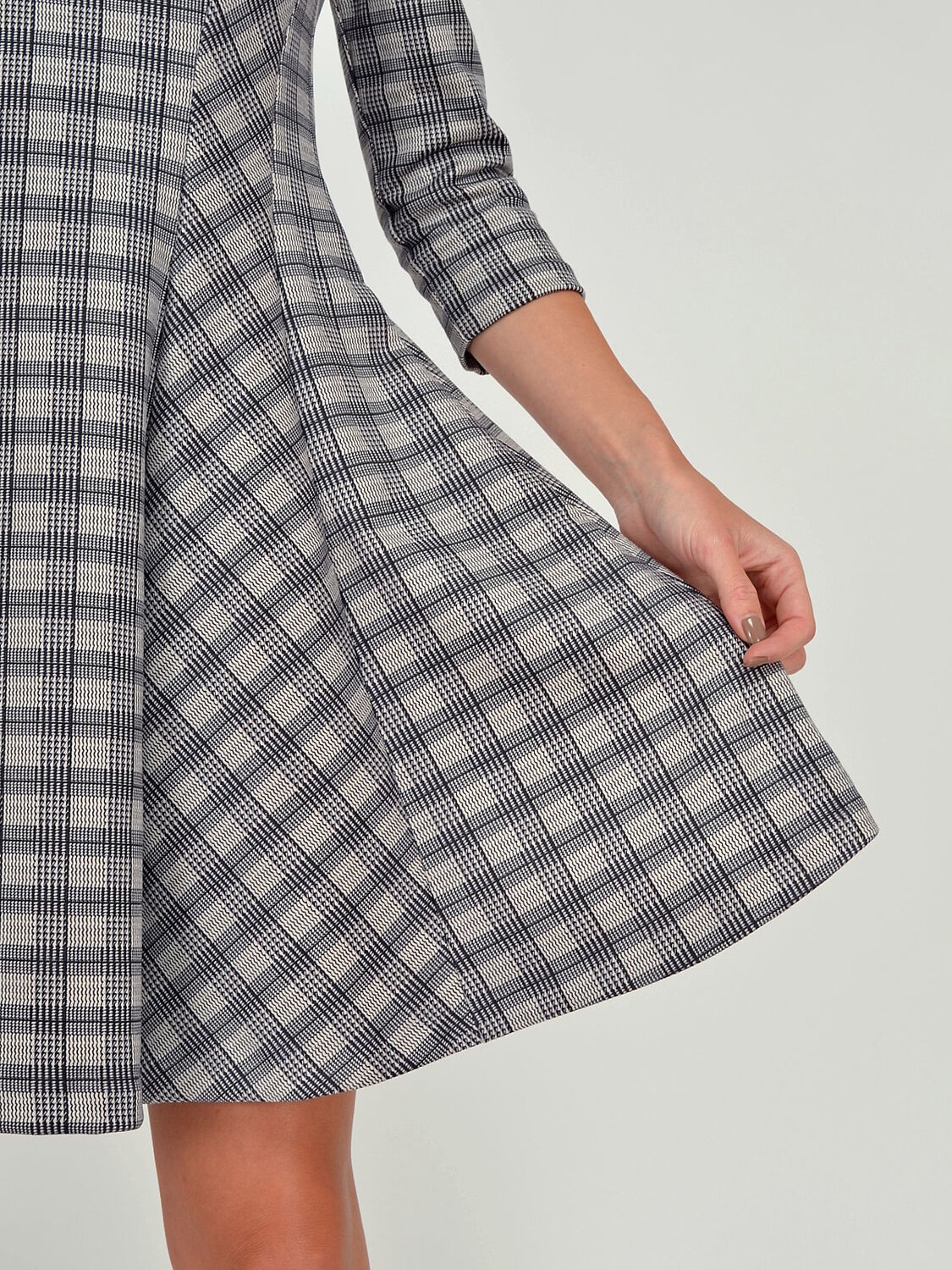 VISERDI Платье 123893 10142-клт 400995 бежевый