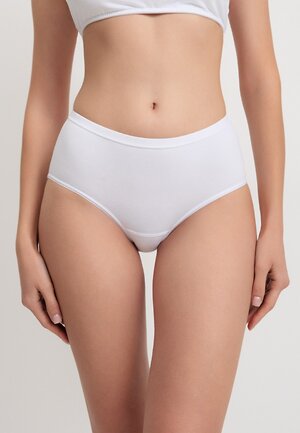 Conte elegant Трусы 562341 COMFORT COTTON LB 5573 (коробочка) white