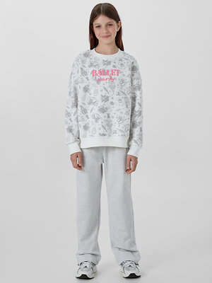 MARK FORMELLE Свитшот 571682 127897/1 игрушки на белом