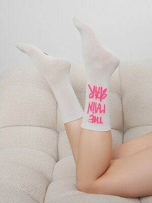 MARK FORMELLE Женские носки 575666 217K-3438 молочный /серебр.люрекс