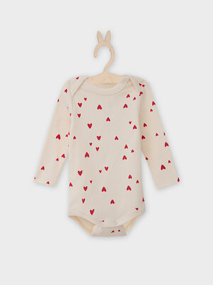 MARK FORMELLE Комплект 575900 89406 сердечки на молочном +красный