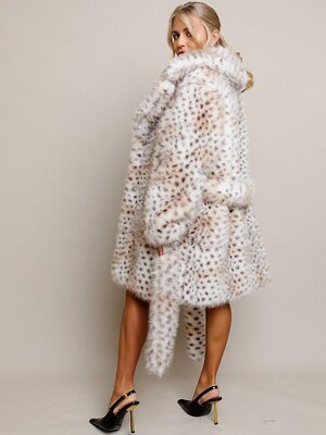 BATIK Шуба 576426 815-24о-1 Барс