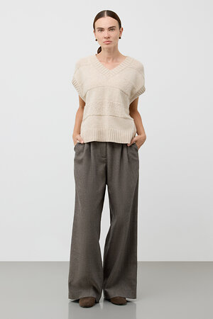 VERY NEAT Жилет 579536 ЕВ 30265/ш бежевый