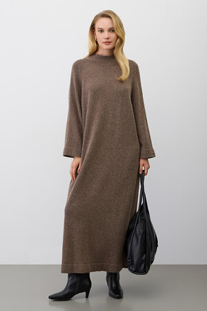 VERY NEAT Платье 579589 ЕВ 530/ш коричневый