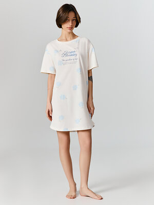 MARK FORMELLE Сорочка 580538 572371 цветы на молочном1