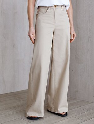 VILATTE Джинсы 586912 D54.320 бежевый