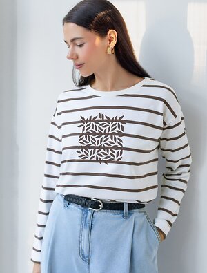 VILATTE Джемпер 587406 D49.148 белый-кофе_листья