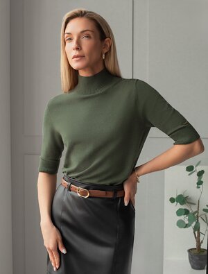 VILATTE Свитер 589800 D34.112 темно-оливковый