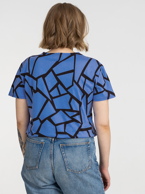 Апрель Футболка 239729 1ЖДФК3174001н голубая мозаика на черном