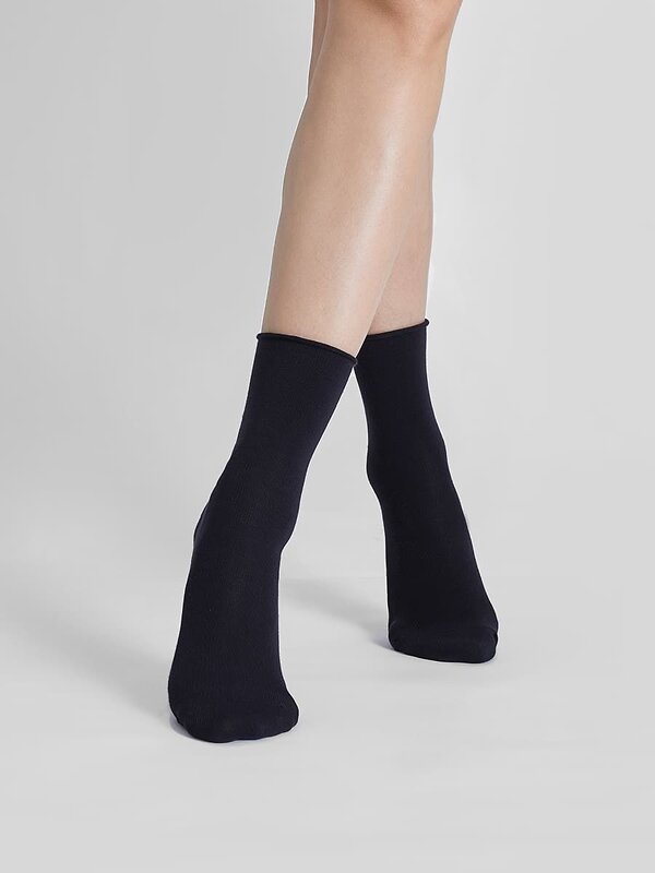 MARK FORMELLE Женские носки 242971 245K-1303 черный