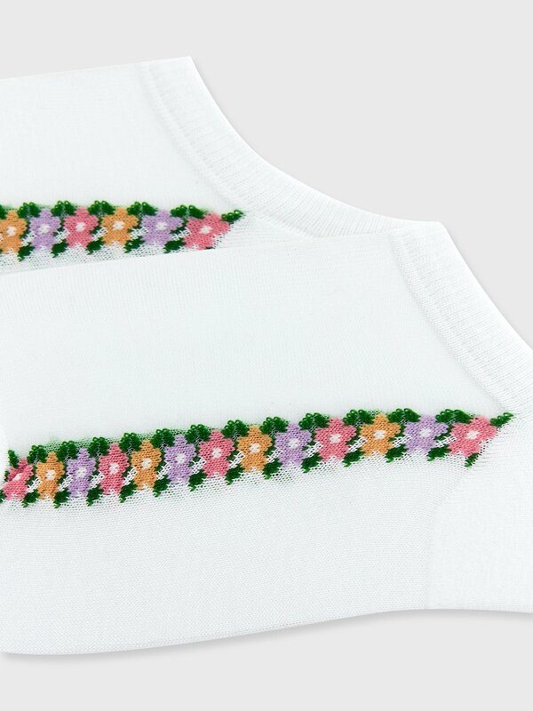 MARK FORMELLE Женские носки 422586 369K-2765 белый