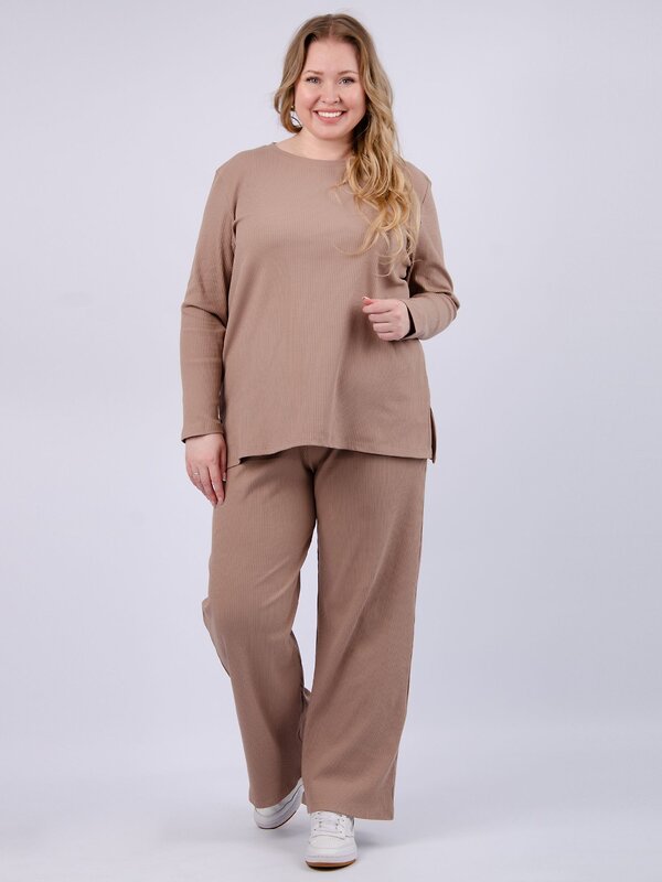 Malina Костюм 526546 9411(М) кофейный