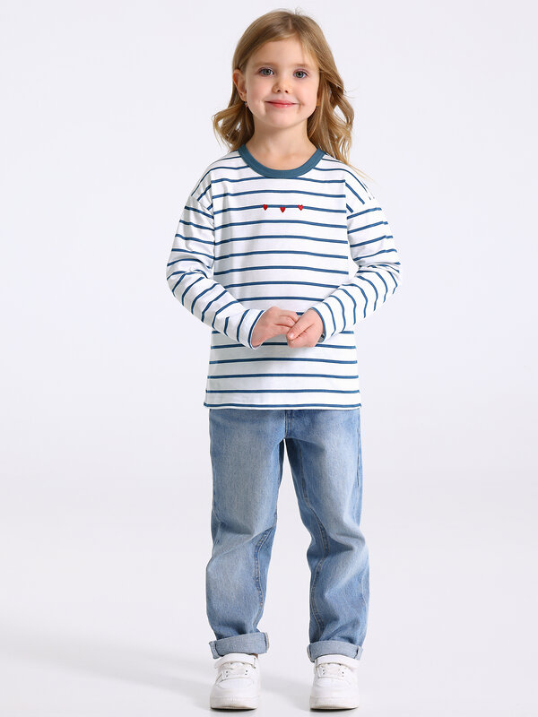 Апрель Лонгслив 568321 1ДДЛД4895001н полоска белый+синий+темно-голубой325 / Три сердечка вышивка
