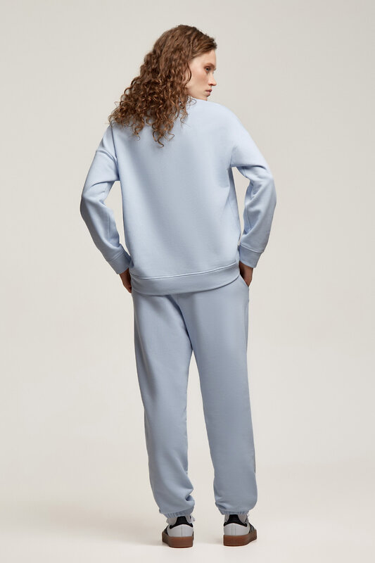 VERY NEAT Свитшот 568613 ЕВТ 3221 голубой