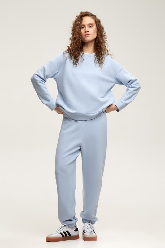 VERY NEAT Свитшот 568613 ЕВТ 3221 голубой