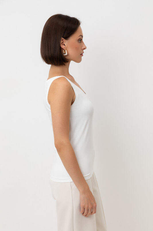 VERY NEAT Топ 568655 ЕВТ 3299 бежевый