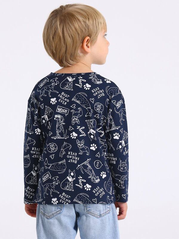 Апрель Лонгслив 568830 1ПДЛД4653001н белые собаки на синем
