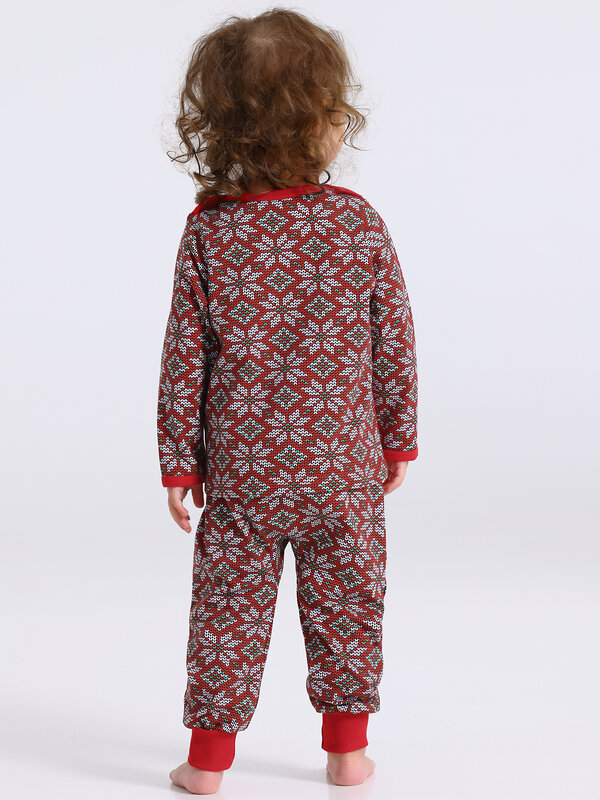 Апрель Пижама 568844 2ЯДБ4815804н красный+белые снежинки на красном / Белочка с конфеткой