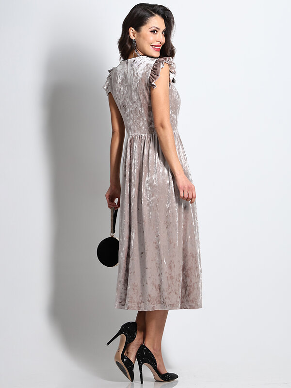 DStrend Платье 569429 ЮС-1052 Бежевый