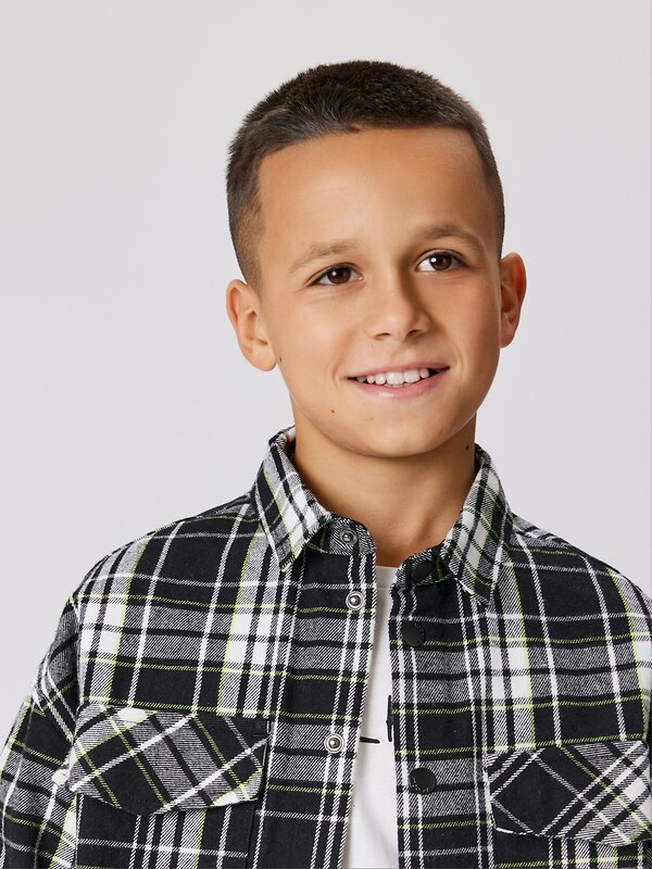 Acoola Куртка 569924 20110280215 черно-белая клетка