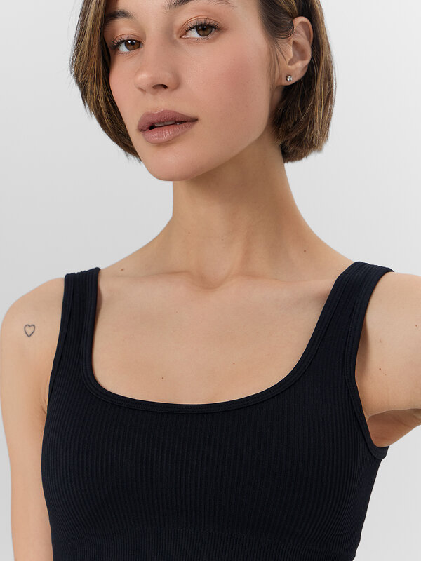 MARK FORMELLE Бюстье 570506 303994 черный