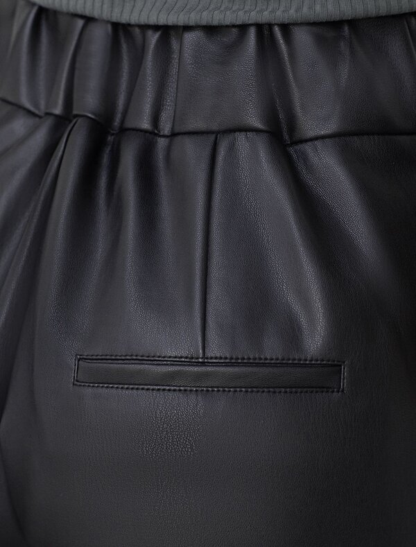 VILATTE Брюки 570898 D24.272 черный