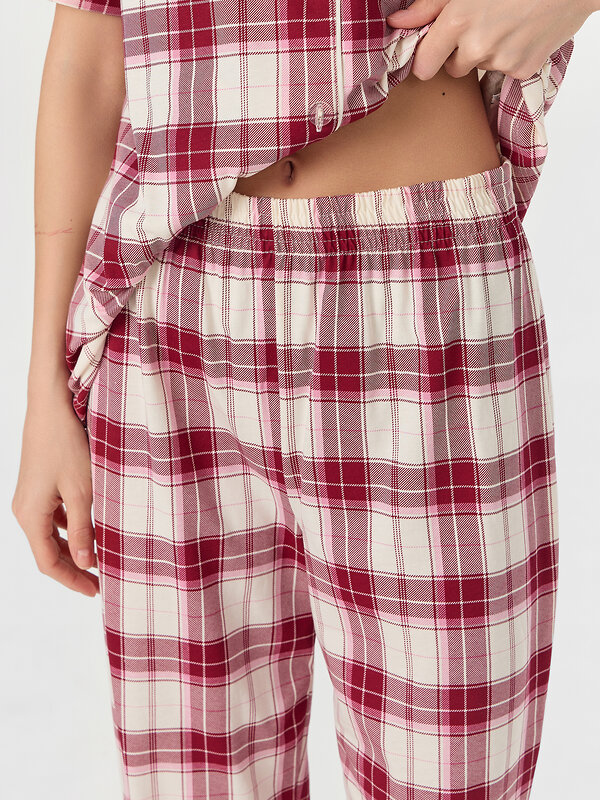 MARK FORMELLE Костюм 571035 592505-1 молочно -бордовая клетка