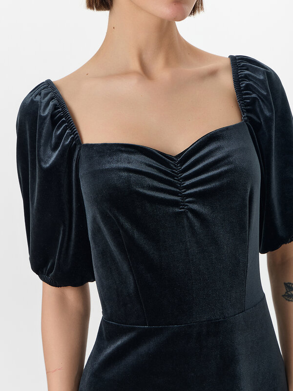 MARK FORMELLE Платье 571156 154020 черный