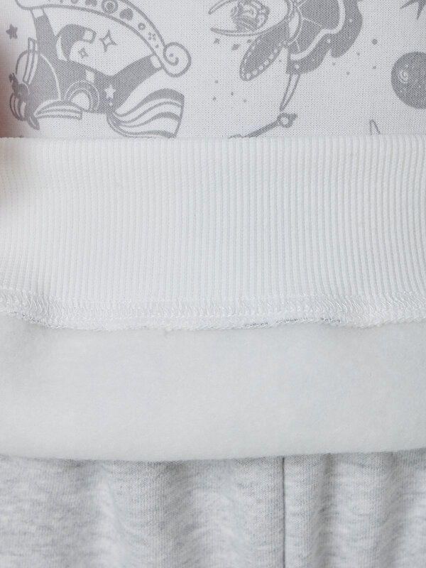 MARK FORMELLE Свитшот 571682 127897/1 игрушки на белом