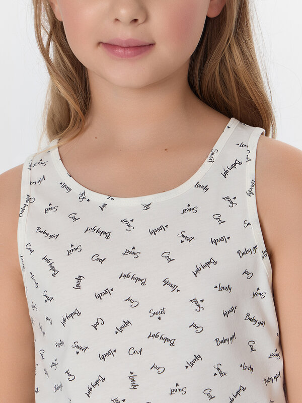 MARK FORMELLE Топ 572270 427739/1 слова на св.молочном