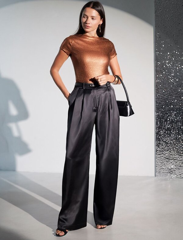 VILATTE Футболка 572800 D49.093 кофейный