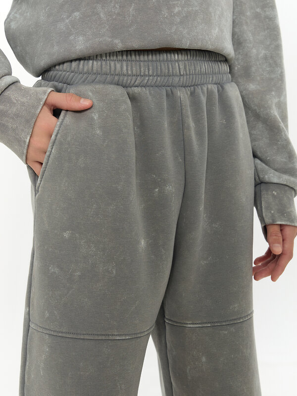 MARK FORMELLE Брюки 573282 183411 ACID WASH серый