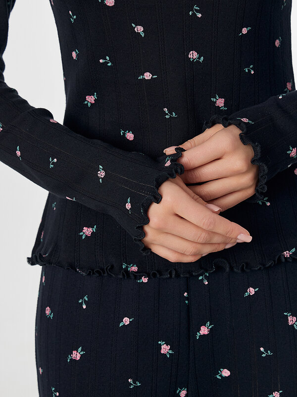 MARK FORMELLE Комплект 573316 592613 розочки на черном