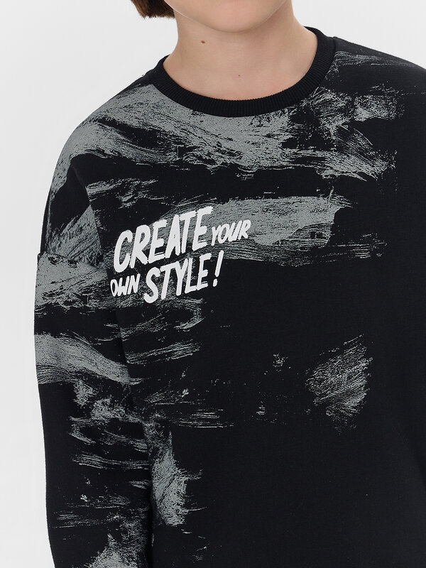 MARK FORMELLE Свитшот 573358 123447 черный +печать