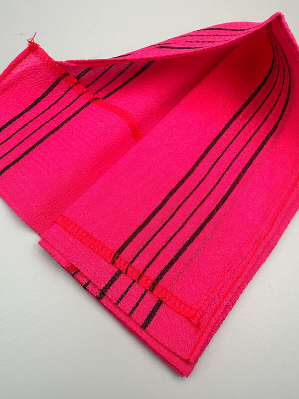 Bath Towel Мочалка-полотенце для душа с пилинг-эффектом / Basic Long Exfoliating Towel, малиновый 573414 28170 