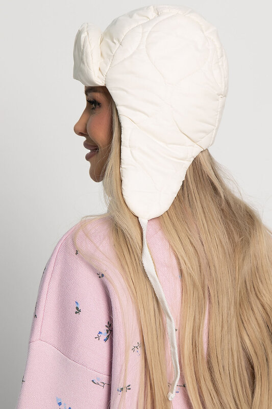 LT Collection Шапка 573539 УС2 молочный