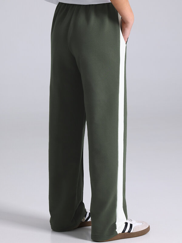 Апрель Брюки 573566 1ПББ4931139 оливковый+сливки