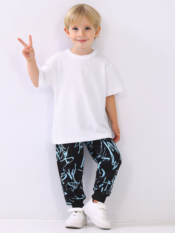 Апрель Брюки 573569 1ПБМ4644001н ярко-голубые граффити на черном+черный